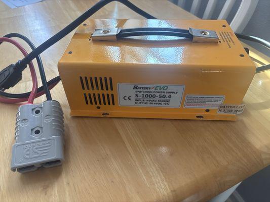 Battery charger (faulty)