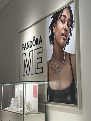 Pandora-Chesterfield