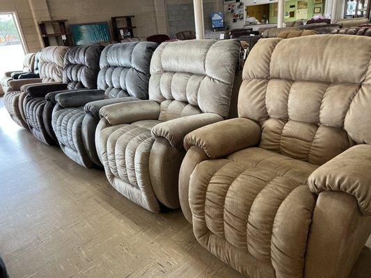 We have a wonderful selection of large recliners for tall customers!