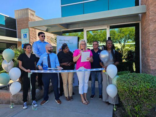 Ribbon Cutting by Gilbert chambers of Commerce
