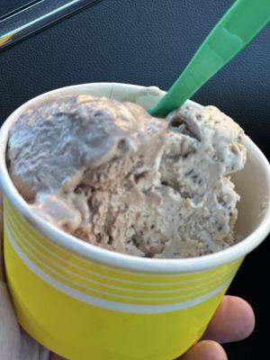 Chocolate peanut butter butter pretzel ice cream and chocolate cookie dough