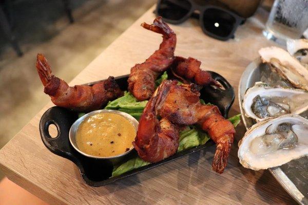 Bacon-wrapped shrimp