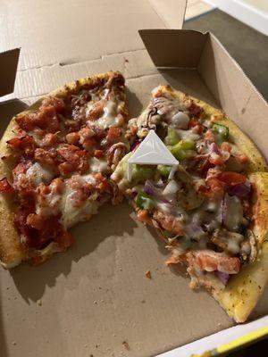 Pepperoni, tomatoes, garlic & peppers, onions, tomatoes, garlic Gluten free pizzas! OMG..  Delicious