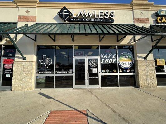 Front of Vape & Smoke shop