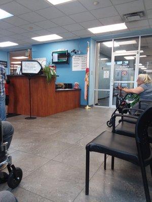 Waiting room, 22 ppl