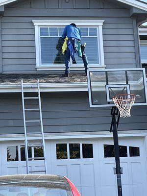 V&G Window Cleaning and Maid Services