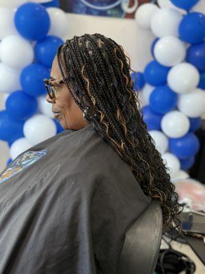 Medium Bohemian Knotless Braids