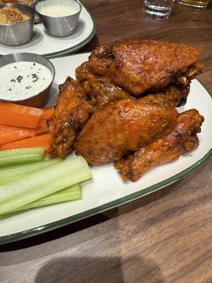 Happy hour wings yummmmm