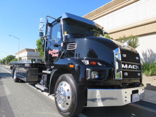 TOWING, ROADSIDE ASSISTANCE, NEAR MARTINEZ, PLEASANT HILL, WALNUT CREEK, CONCORD, ORINDA, LAFAYETTE, ALAMO, DANVILLE, SAN RAMON