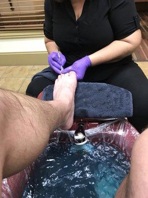 Berta's Nails And Threading