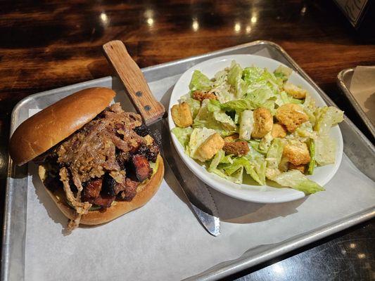 Twisted Pig Bar & Grill