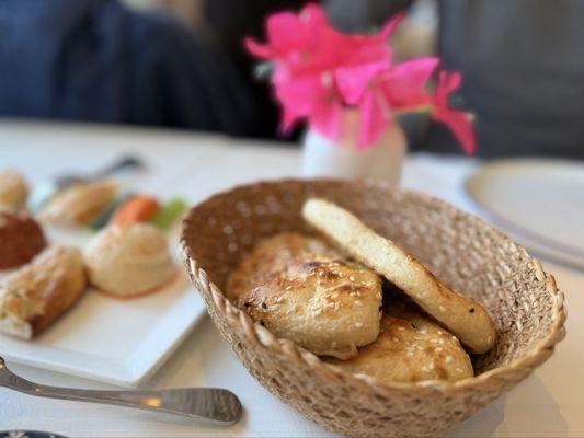 Turkish bread that came with mezze plate