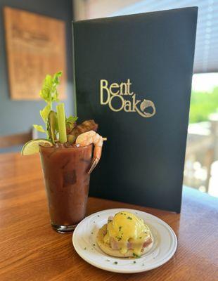 Bloody mary and eggs benedict