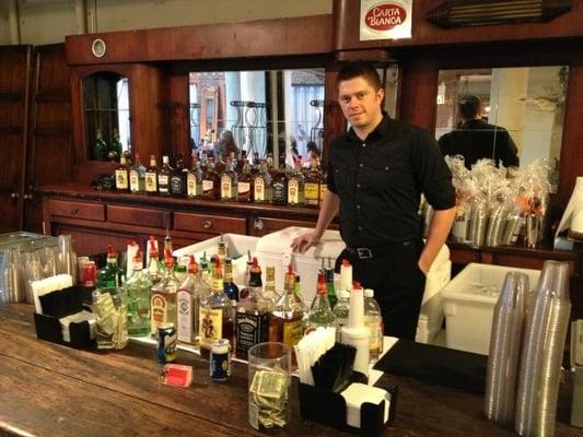 Beverage Catering & Bartending Services in Northern Illinois counties: Lake, Cook, McHenry, Kane, DuPage, Will, and Kendall.