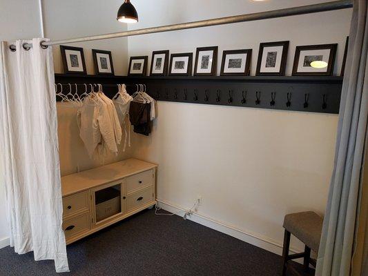 Curtained & private dressing room, all fencing equipment provided.