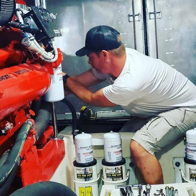 Detroit Diesel repair.