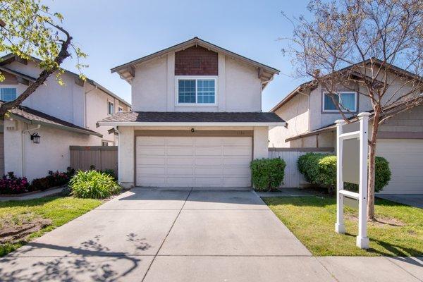 Nannarie Chaikumnerd Real Estate Services