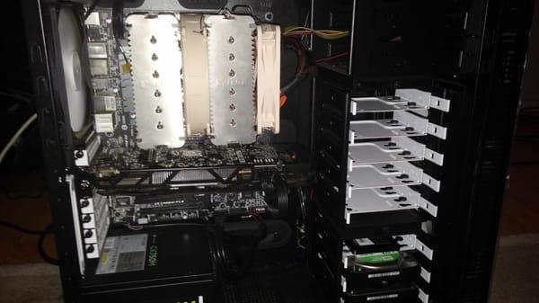 We build custom gaming PC.