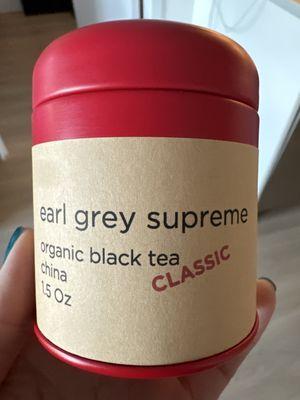 The refillable canister of Earl Grey Supreme