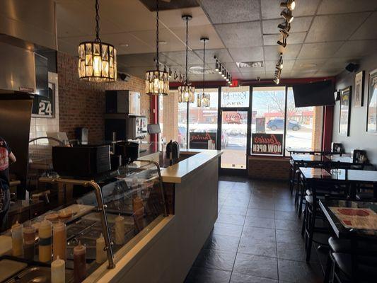 Louie’s Smash N Grill