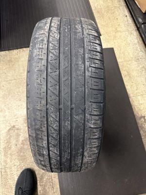 Shitty tire hertz sent me out to uber in all 4 tires were shot not even the correct size.