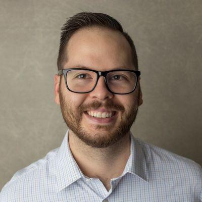 Hi, I'm Dan. I am passionate about helping you achieve your goals for happy and healthy relationships!