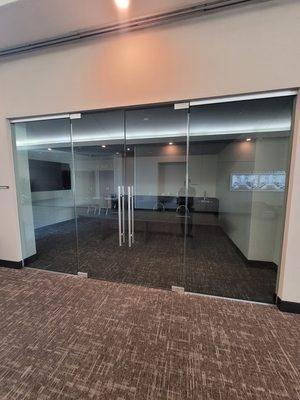 Hector’s Glass & Remodel