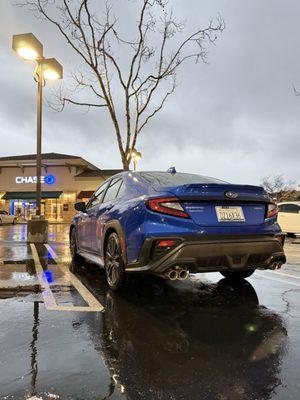 DCH Subaru of Thousand Oaks Parts Center