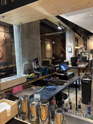 Barrelhouse Pizzeria