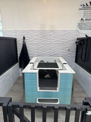 K9 Cafe Boutique & Spa - Braun