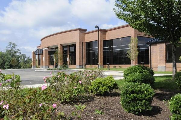 The Brinton Lake office of Precision Radiation Oncology features the latest generation of equipment, including a Varian Linear accelerator