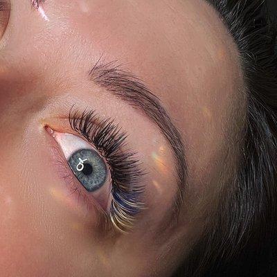 Volume Lash Extensions + color