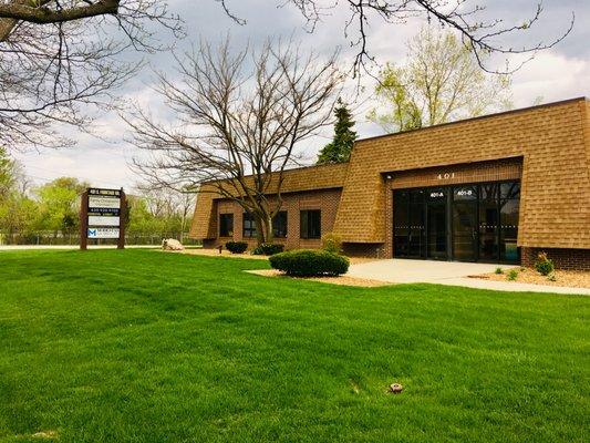 Clinic front- corner of 83rd and Frontage