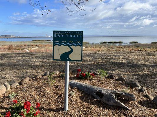 Wonderful Trail for bicycling, jogging, or walking! (October, 2025)