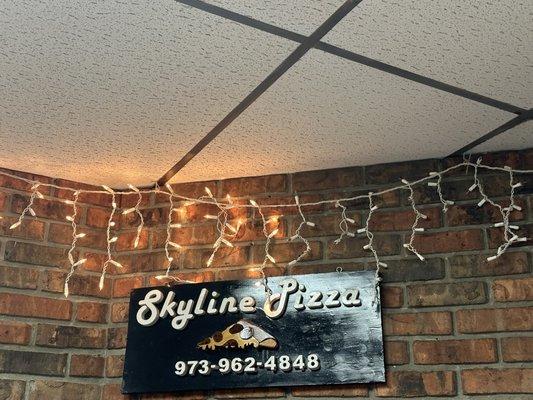 Skyline Pizzeria