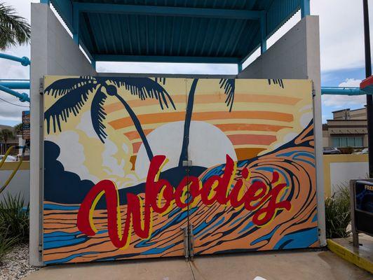 Woodie's Wash Shack - 4th Street N