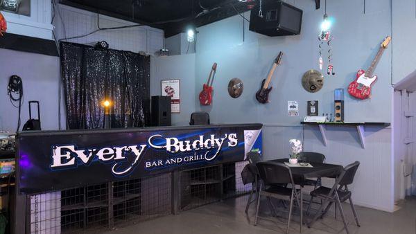 Every Buddy's Bar & Grill