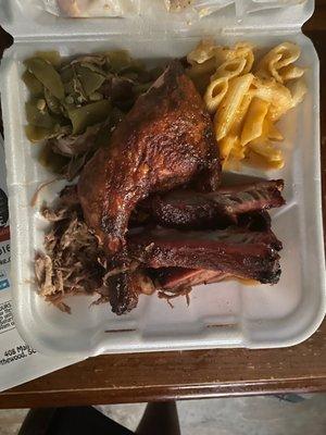 3 meat plate... Ribs, chicken,pulled pork, green beans, Mac and cheese