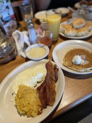 Cracker Barrel Old Country Store