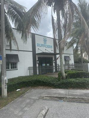 Ruffgers Dog University