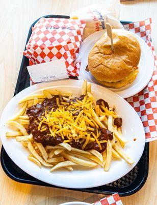 CHILI FRIES and CHEESEBURGER