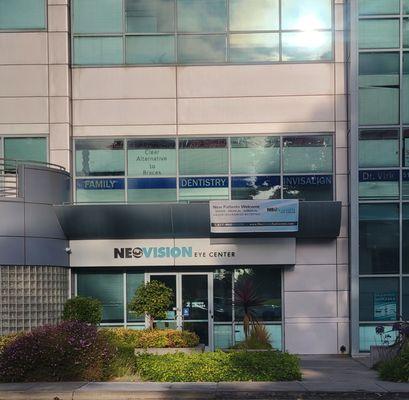 NeoVision Eye Center