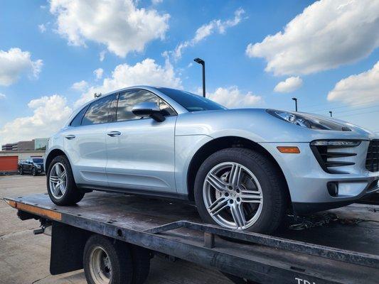 Roadrunner Towing Services