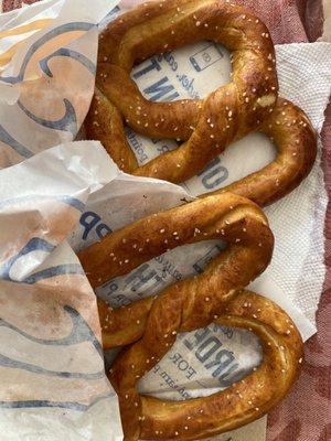 Pretzel Twister