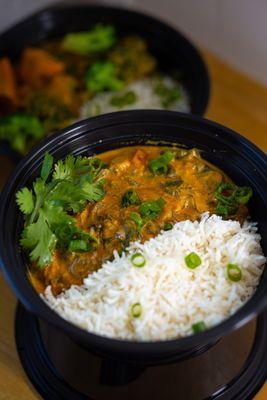 Matapa (Not spicy). Collard greens in a coconut peanut curry