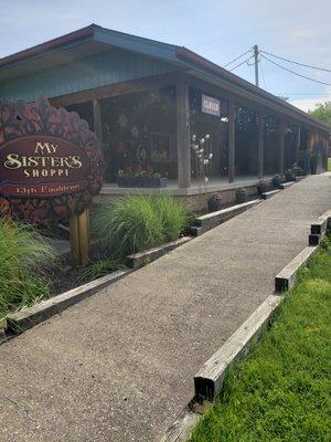 New location: 124 Locust Lane
Nashville
Behind Trilogy on east Main