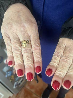 Chipped nails not a week after manicure