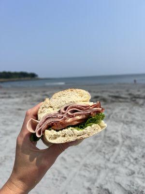 Henry’s Bagel & Deli