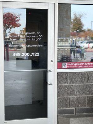 This photo was taking at 10 AM while I was waiting outside in the cold cold for my 10 AM appointment.