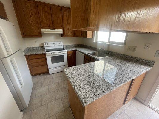 E J and A Handyman and Remodeling Services